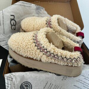 UGG Women's Tazz Braid Slip-On Clog Flats Size US 8 EU 39